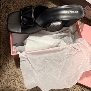 BERNESS Black Women's Heeled Sandals